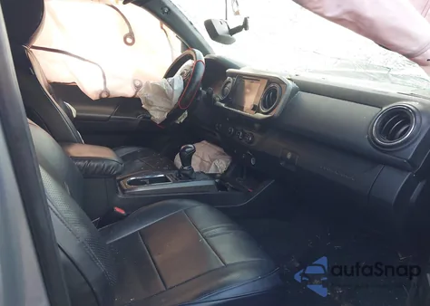 2017 Toyota Tacoma Sr5 V6 from USA, damaged, VIN 3TMAZ5CN7HM034010